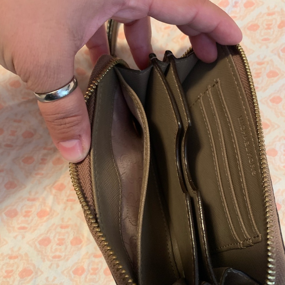 Wallet - Picture 3 of 5